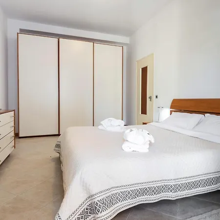 Flats4rent Happy Days * Verona