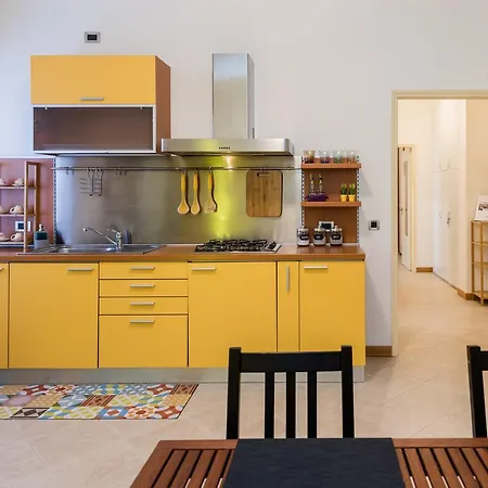Flats4rent Happy Days 아파트